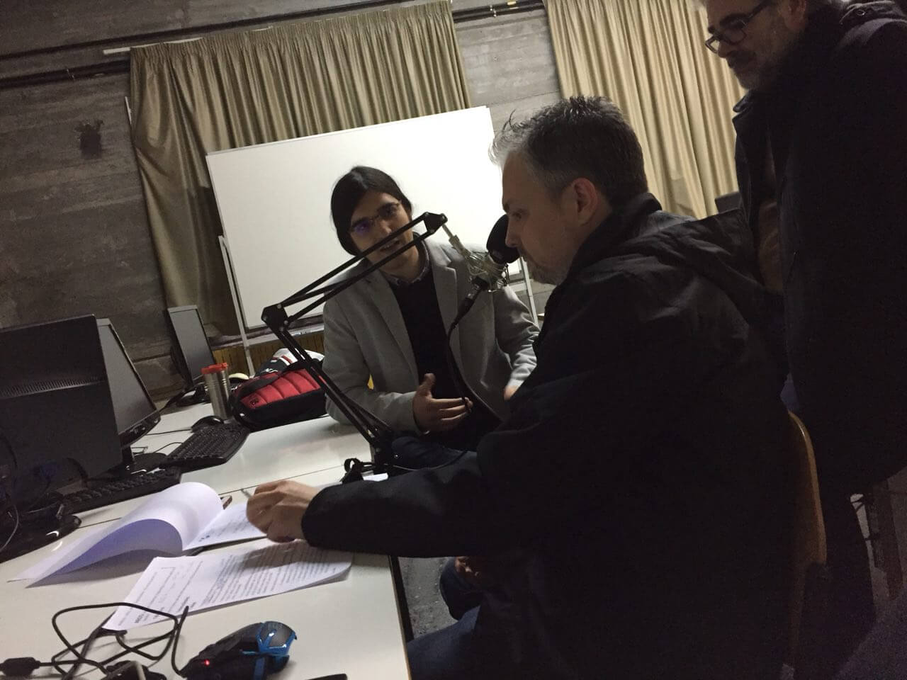 Javier Pereiro, Juan Almeida y Pepe Vázquez durante la grabación del episodio BIM Server Center de CYPE ¿Puede ayudarte Open BIM en tu día a día? de BIMrras Podcast